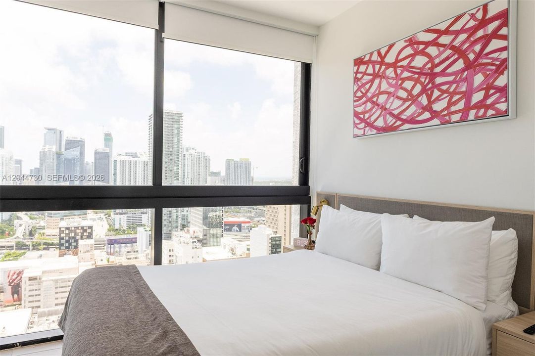 For Rent: $5,000 (2 beds, 2 baths, 696 Square Feet)
