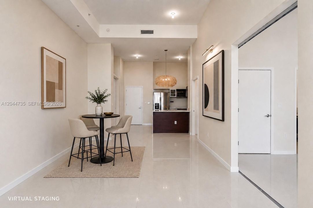 For Rent: $3,250 (1 beds, 1 baths, 886 Square Feet)