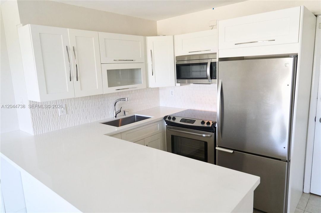 В аренду: $1,850 (1 спален, 1 ванн, 621 Квадратных фут)
