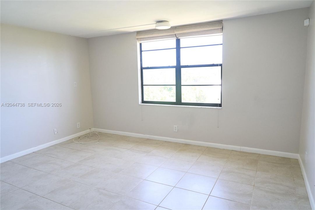 В аренду: $1,850 (1 спален, 1 ванн, 621 Квадратных фут)