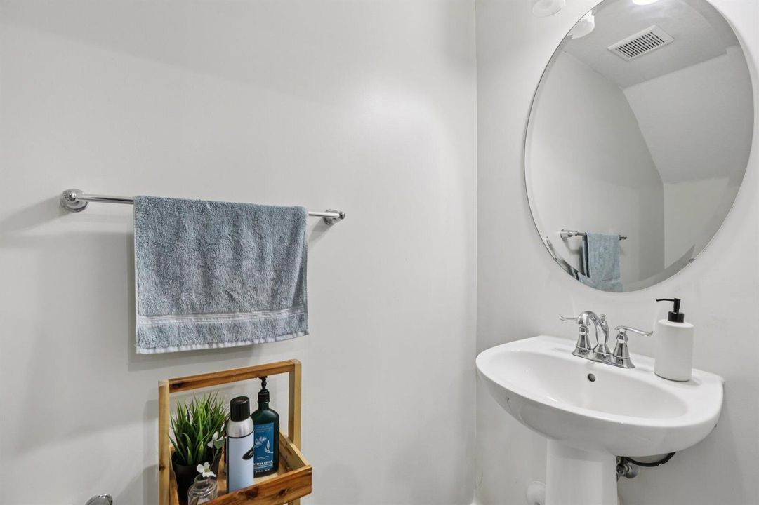 26-web-or-mls-SW 110th Ct-S0710-026