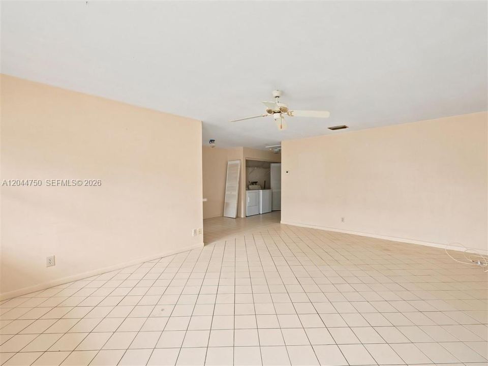 En Venta: $549,999 (0 camas, 0 baños, 1819 Pies cuadrados)