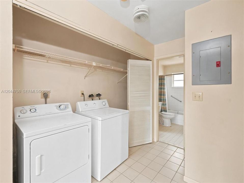 En Venta: $549,999 (0 camas, 0 baños, 1819 Pies cuadrados)