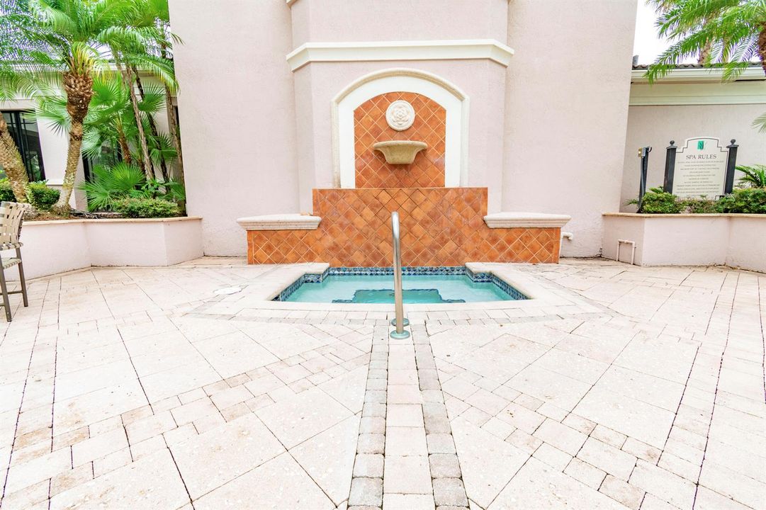 Jacuzzi