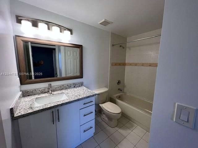 В аренду: $2,999 (2 спален, 2 ванн, 1308 Квадратных фут)