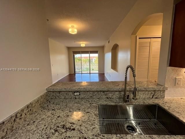 В аренду: $2,999 (2 спален, 2 ванн, 1308 Квадратных фут)