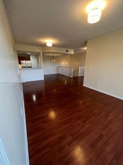 В аренду: $2,999 (2 спален, 2 ванн, 1308 Квадратных фут)