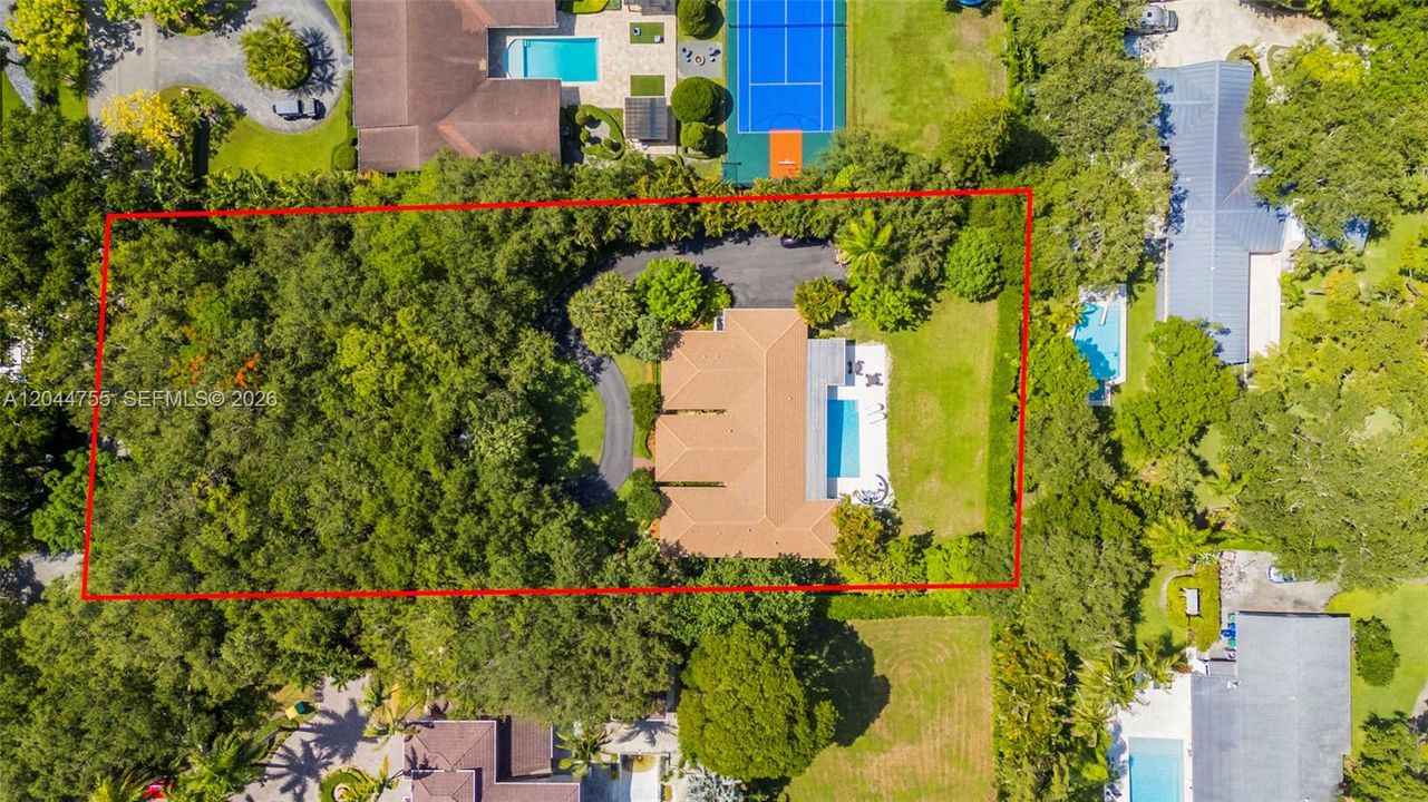 На продажу: $3,999,999 (5 спален, 6 ванн, 3366 Квадратных фут)