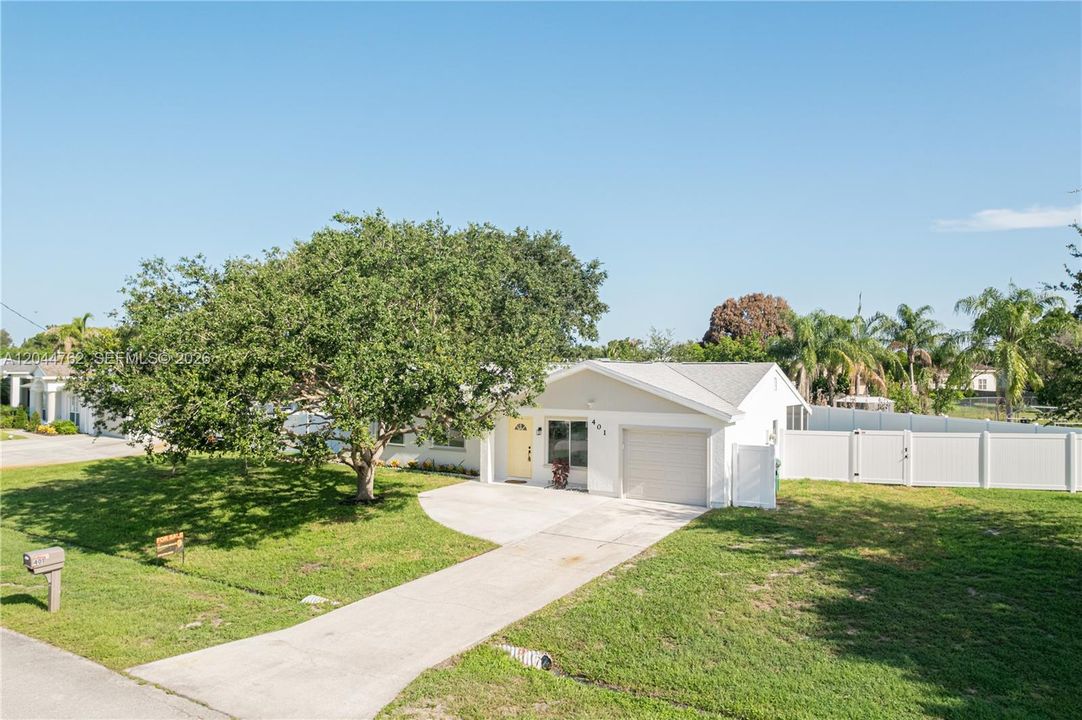 En Venta: $378,900 (3 camas, 2 baños, 1176 Pies cuadrados)