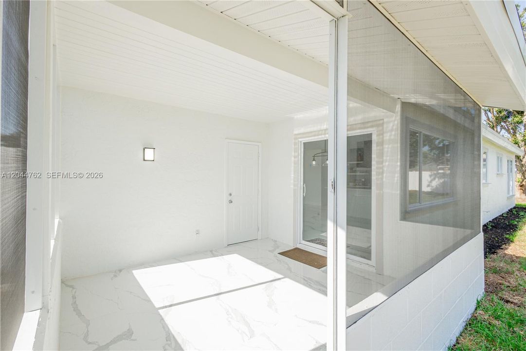 En Venta: $378,900 (3 camas, 2 baños, 1176 Pies cuadrados)