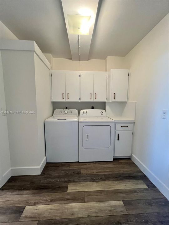 В аренду: $2,750 (2 спален, 2 ванн, 1385 Квадратных фут)