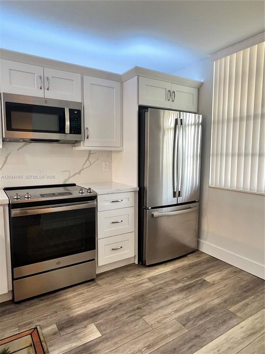 В аренду: $2,750 (2 спален, 2 ванн, 1385 Квадратных фут)