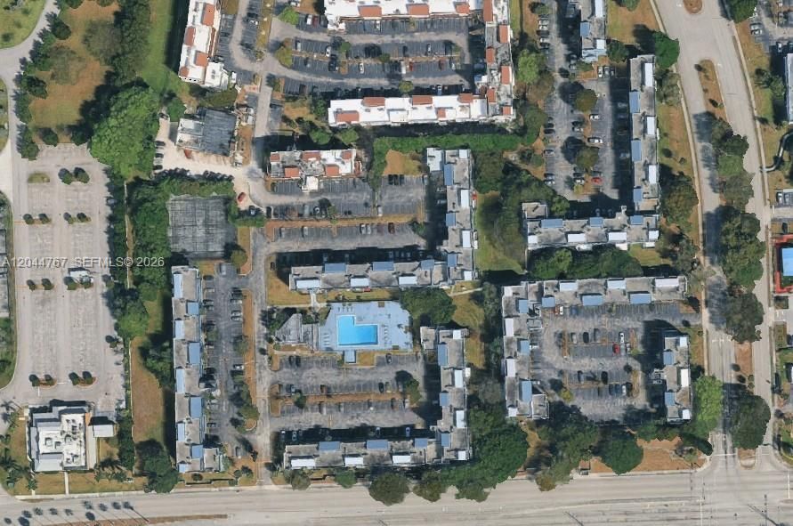 En Venta: $239,999 (1 camas, 1 baños, 612 Pies cuadrados)