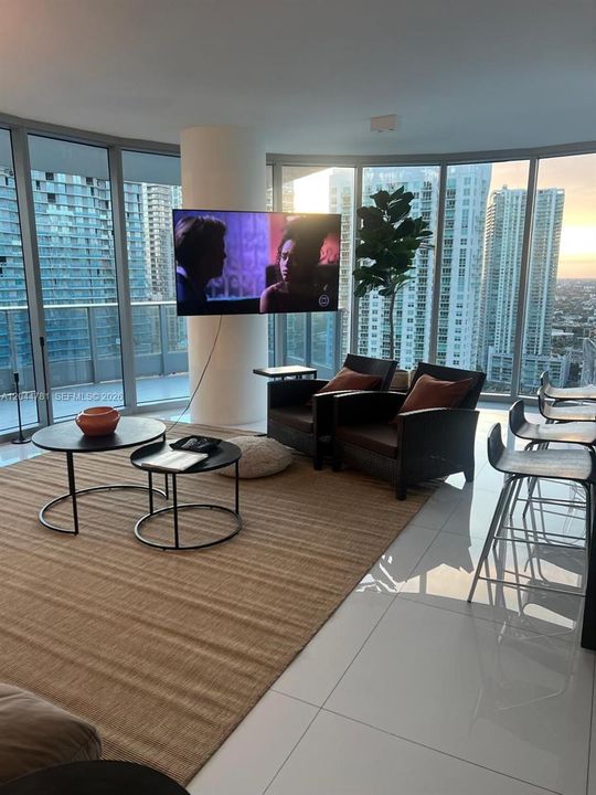 For Rent: $8,000 (2 beds, 2 baths, 1539 Square Feet)