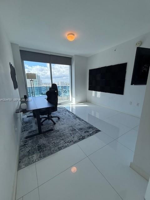 For Rent: $8,000 (2 beds, 2 baths, 1539 Square Feet)