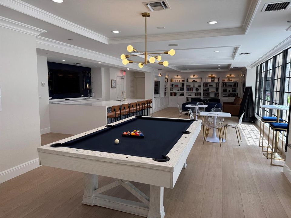 Boca Grand social room picture3
