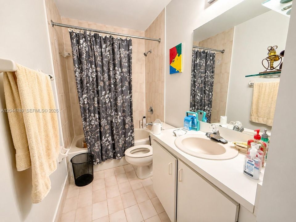 Shared Bath