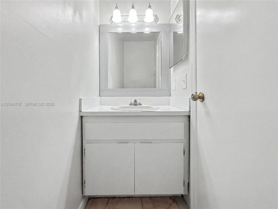 En Renta: $2,600 (3 camas, 2 baños, 1731 Pies cuadrados)