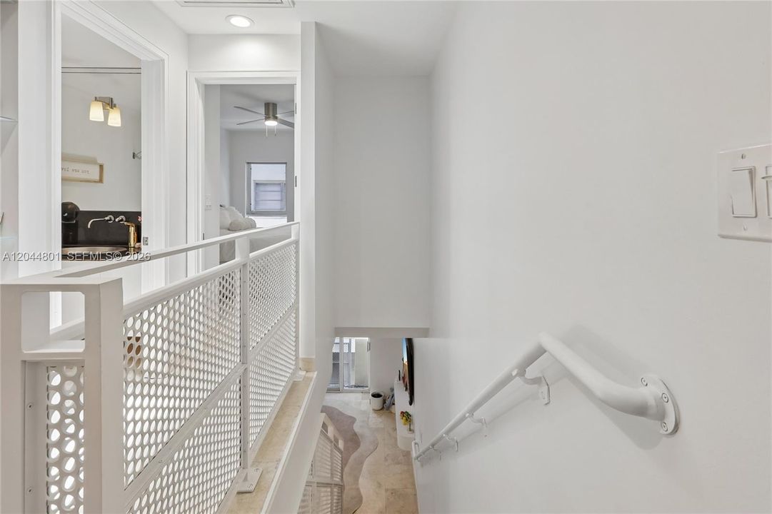 For Sale: $1,150,000 (2 beds, 1 baths, 1100 Square Feet)