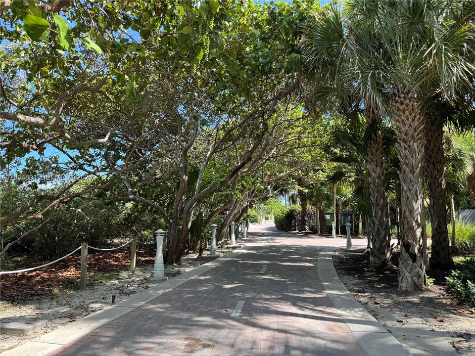 Boardwalk extends +-7 miles North to Surfside