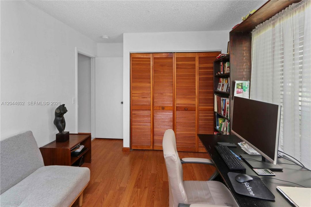 На продажу: $820,000 (3 спален, 2 ванн, 1770 Квадратных фут)