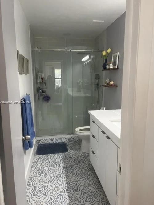 For Rent: $3,300 (3 beds, 2 baths, 1472 Square Feet)