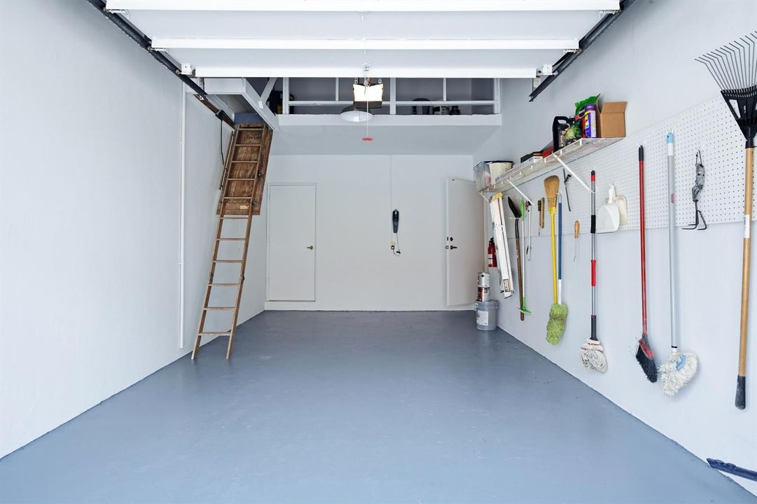 garage