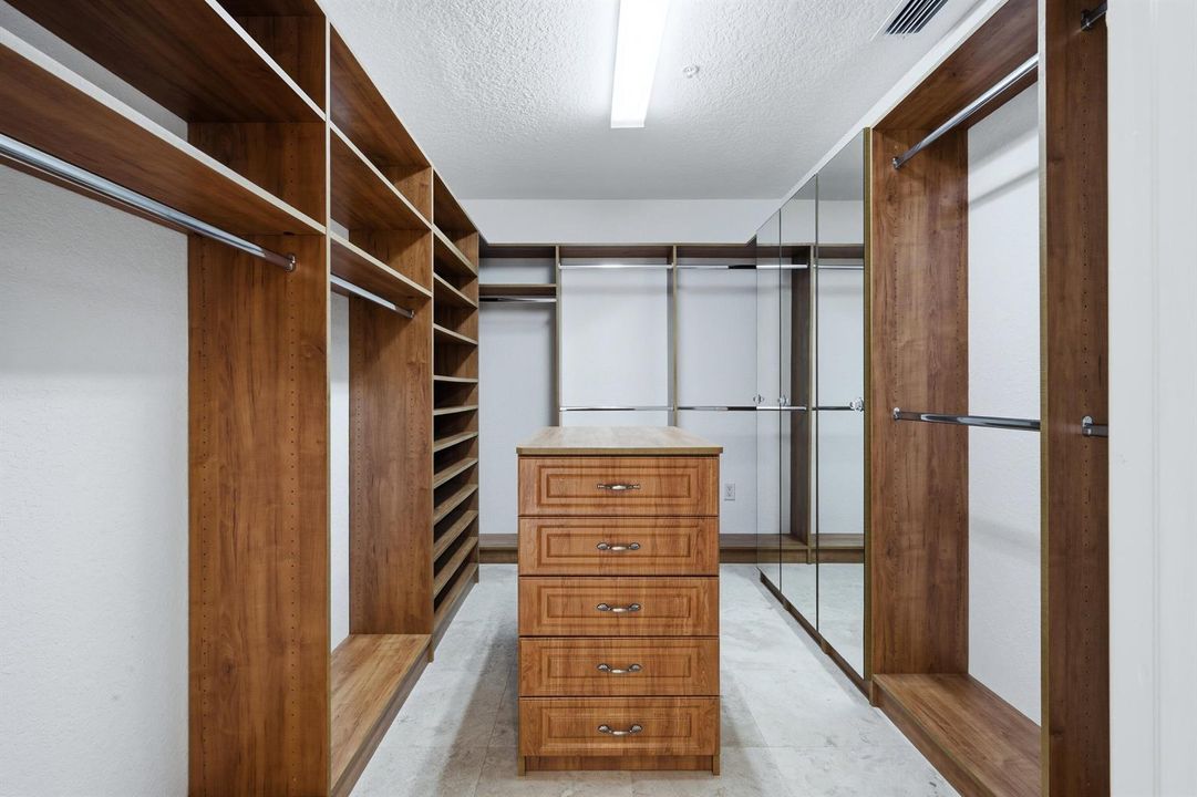 Master closet Hers
