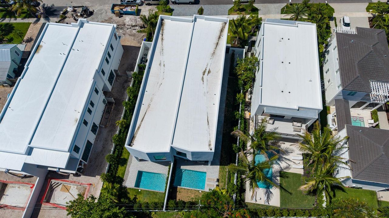 723 N Lake Ave Aerial 26