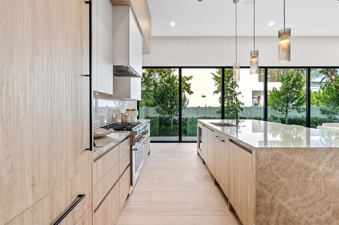 KITCHEN_STRAIGHT