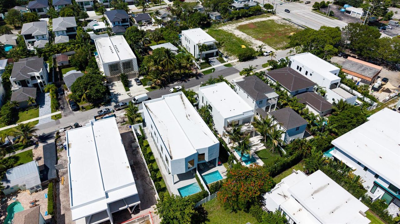 723 N Lake Ave Aerial 22