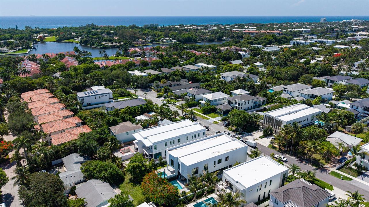 723 N Lake Ave Aerial 32