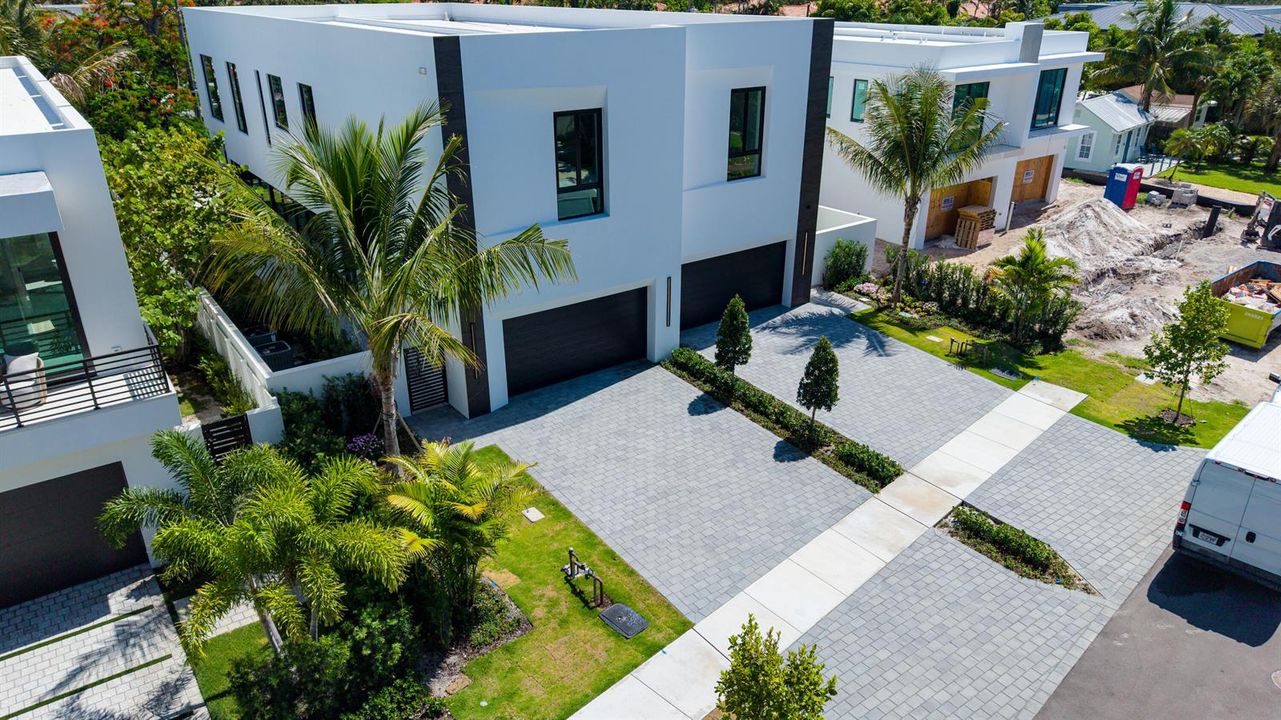 723 N Lake Ave Aerial 12
