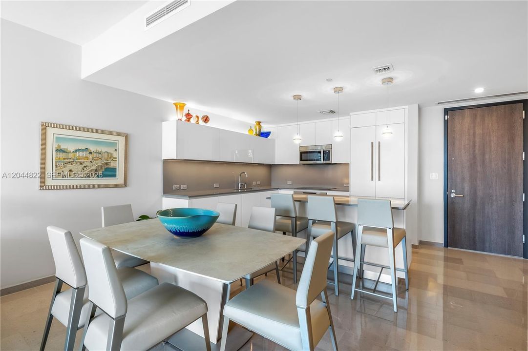 For Rent: $6,300 (2 beds, 2 baths, 1193 Square Feet)
