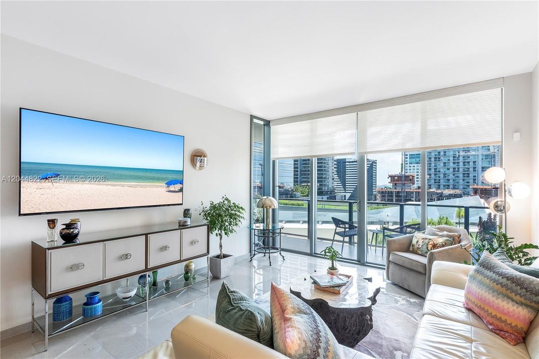 For Rent: $6,300 (2 beds, 2 baths, 1193 Square Feet)