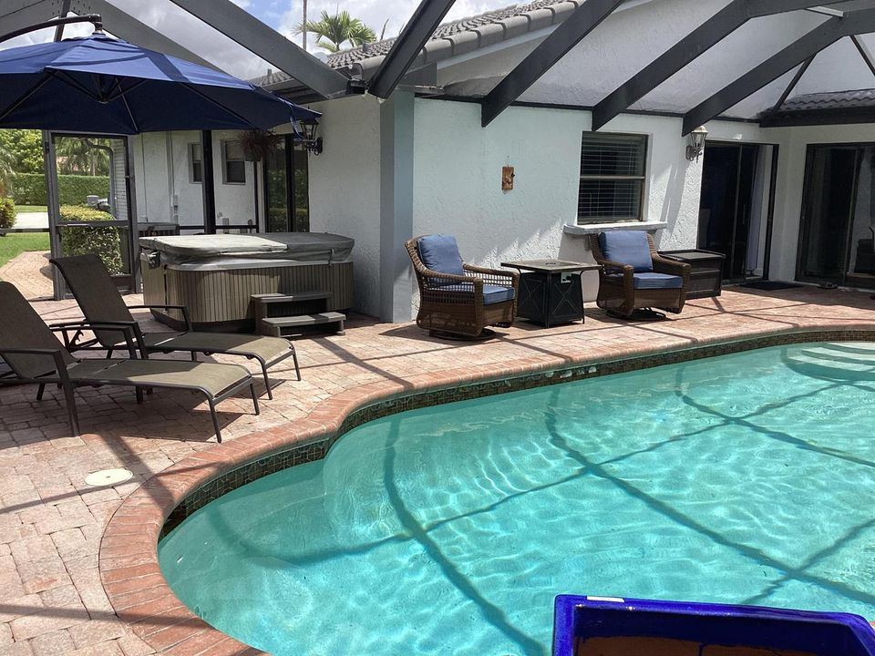 Screened Pool