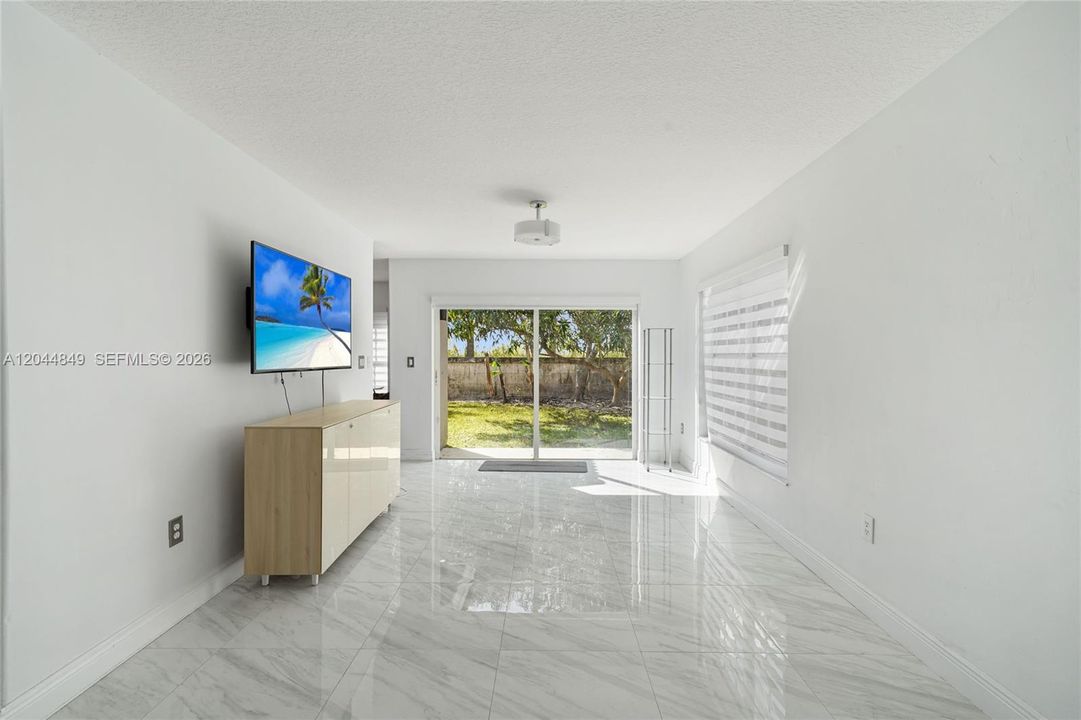 For Sale: $759,000 (4 beds, 2 baths, 2716 Square Feet)