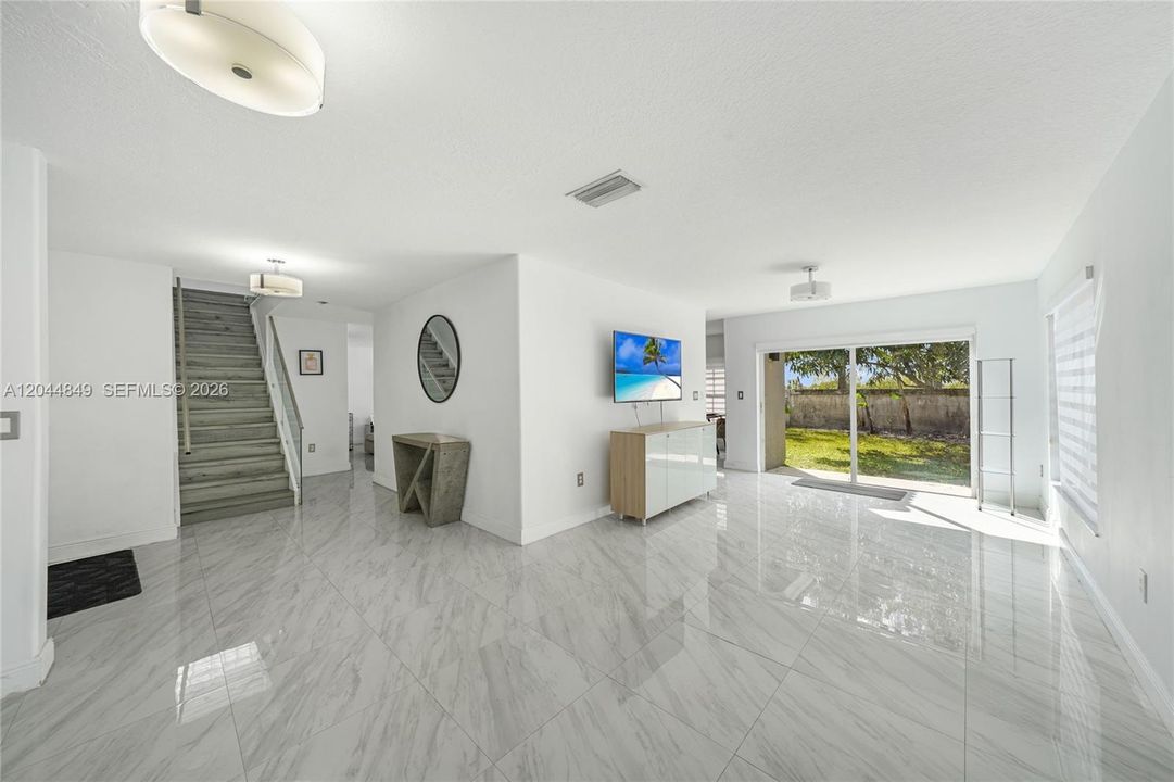 For Sale: $759,000 (4 beds, 2 baths, 2716 Square Feet)