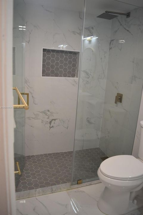 For Rent: $1,750 (1 beds, 1 baths, 600 Square Feet)