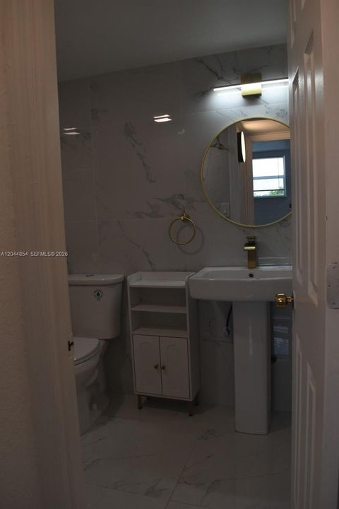 For Rent: $1,750 (1 beds, 1 baths, 600 Square Feet)