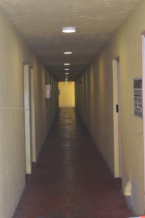 For Rent: $1,750 (1 beds, 1 baths, 600 Square Feet)