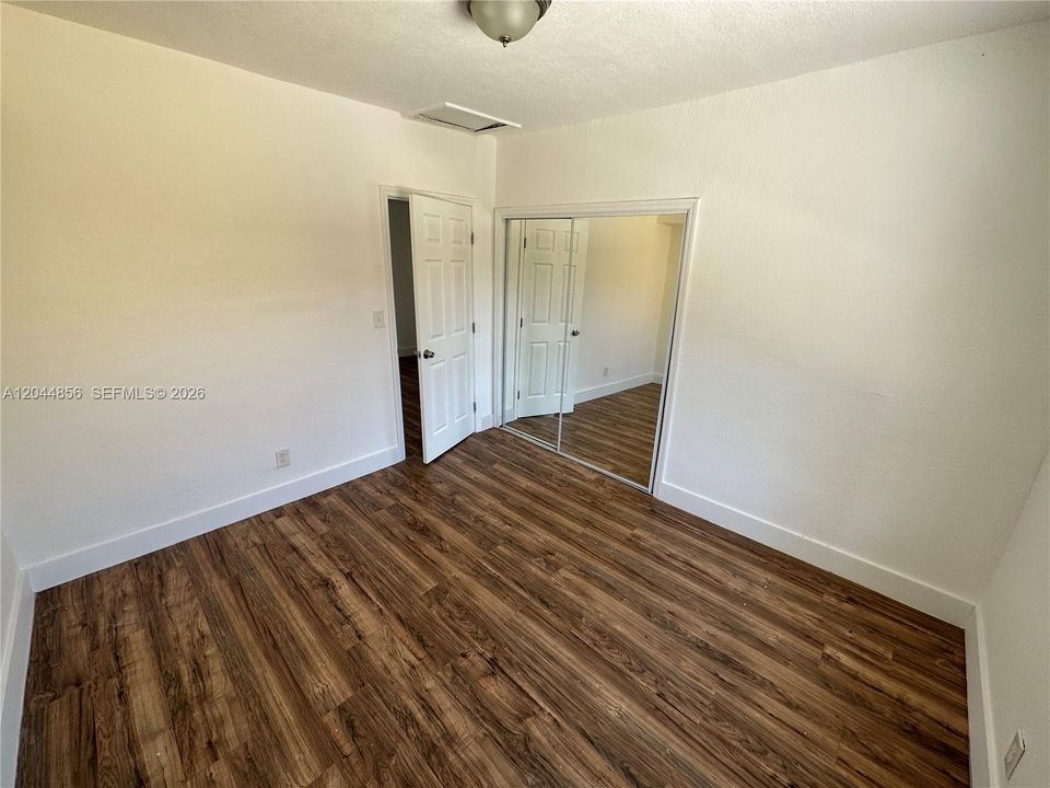 В аренду: $2,650 (2 спален, 2 ванн, 820 Квадратных фут)