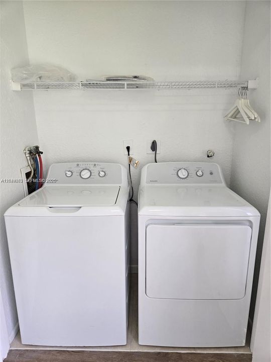 В аренду: $2,200 (2 спален, 2 ванн, 1038 Квадратных фут)
