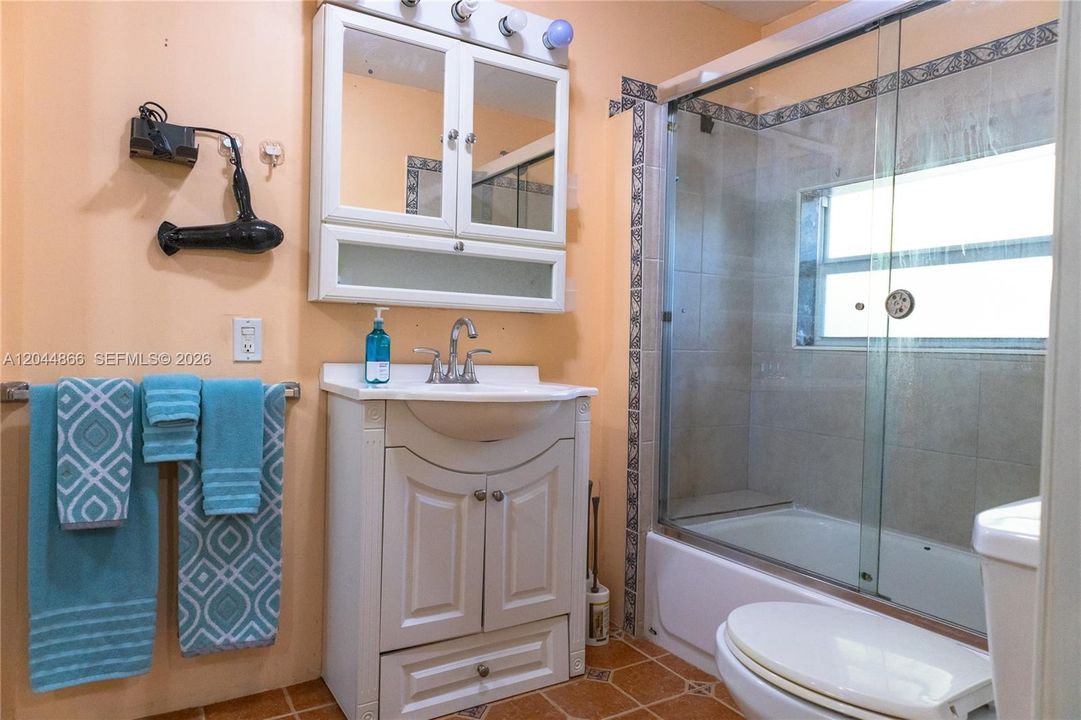 В аренду: $1,600 (1 спален, 1 ванн, 0 Квадратных фут)