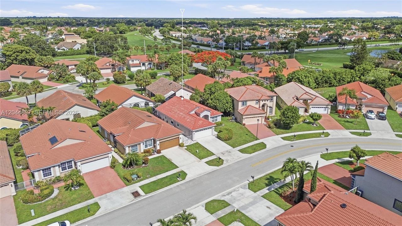 На продажу: $470,000 (3 спален, 2 ванн, 1591 Квадратных фут)