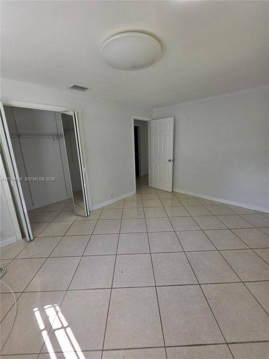 В аренду: $2,650 (3 спален, 1 ванн, 0 Квадратных фут)