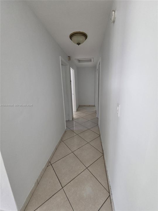 В аренду: $2,650 (3 спален, 1 ванн, 0 Квадратных фут)