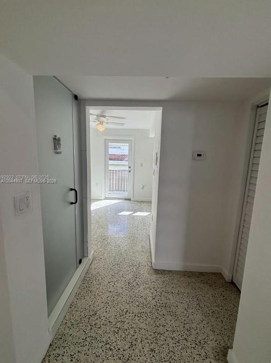 For Rent: $2,200 (2 beds, 2 baths, 801 Square Feet)