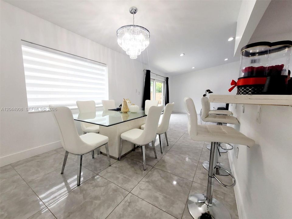 For Sale: $885,000 (4 beds, 2 baths, 2293 Square Feet)