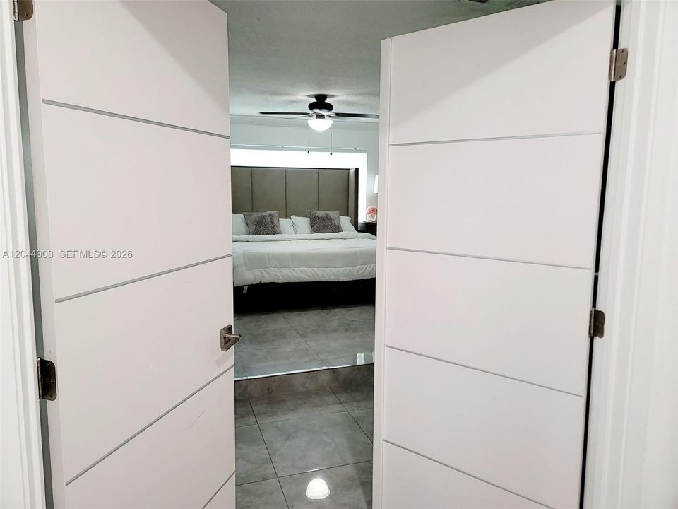 For Sale: $885,000 (4 beds, 2 baths, 2293 Square Feet)